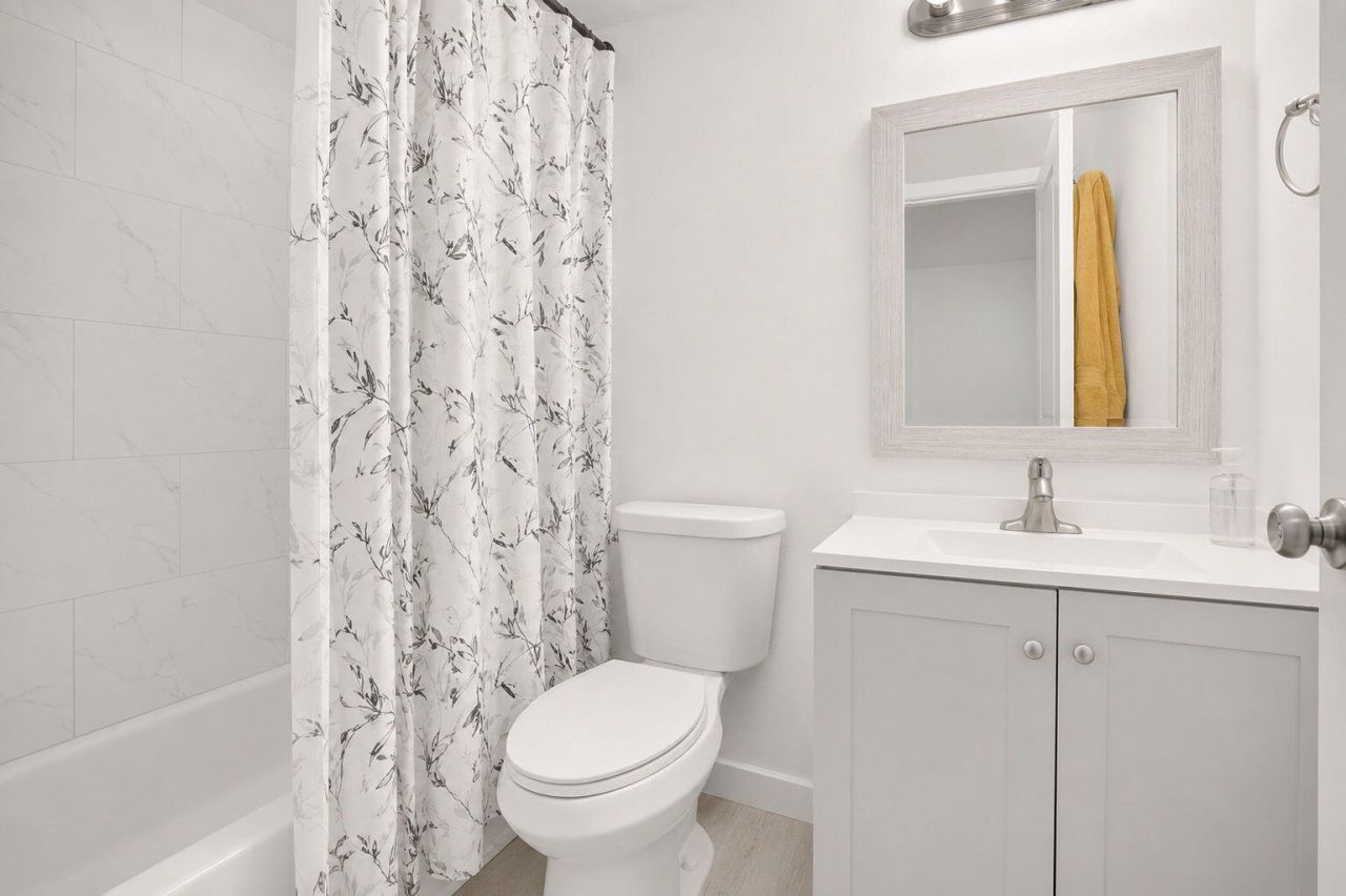 300 Palm Circle W, Unit 106, Pembroke Pines, FL 33025 Photo