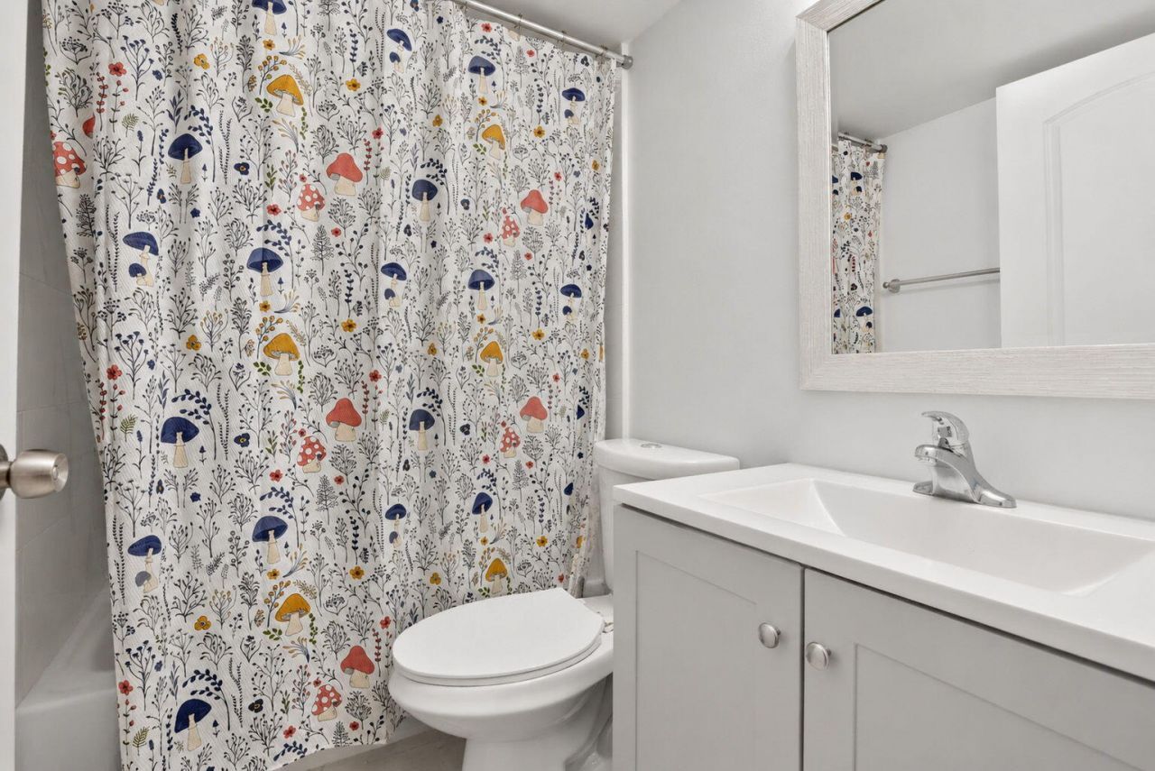 300 Palm Circle W, Unit 106, Pembroke Pines, FL 33025 Photo