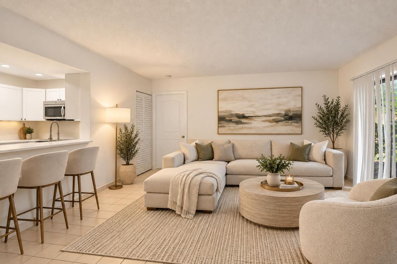 300 Palm Circle W, Unit 106, Pembroke Pines, FL 33025 Photo