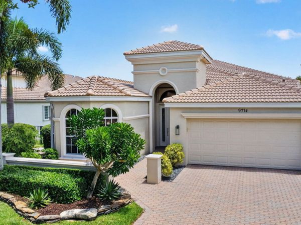 9774 Via Elegante, Wellington, FL 33411