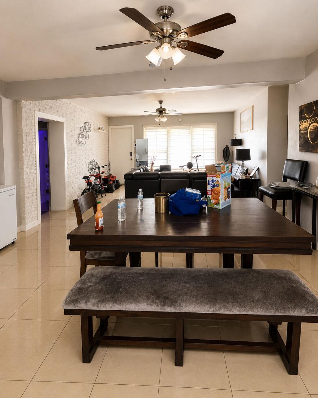 557 W Dayton Circle, Fort Lauderdale, FL 33312 Photo
