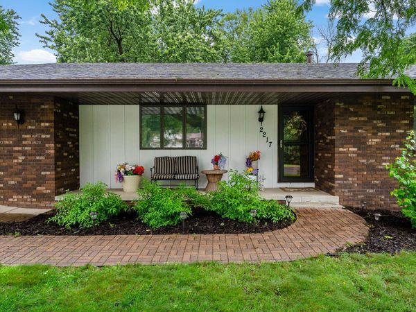 2217 Ripley Avenue, Maplewood, MN 55109