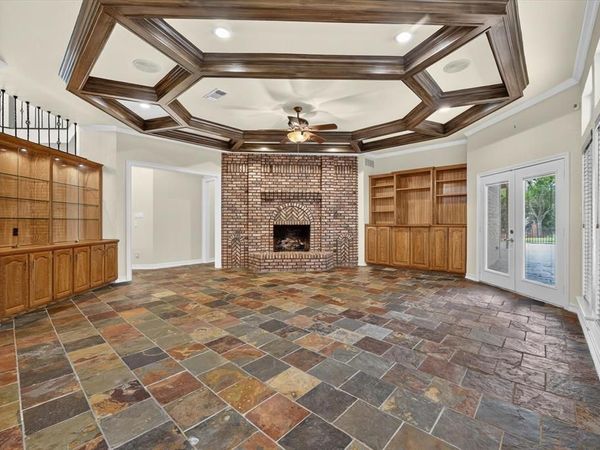 5811 Scenic Bay Court , Arlington, TX 76013