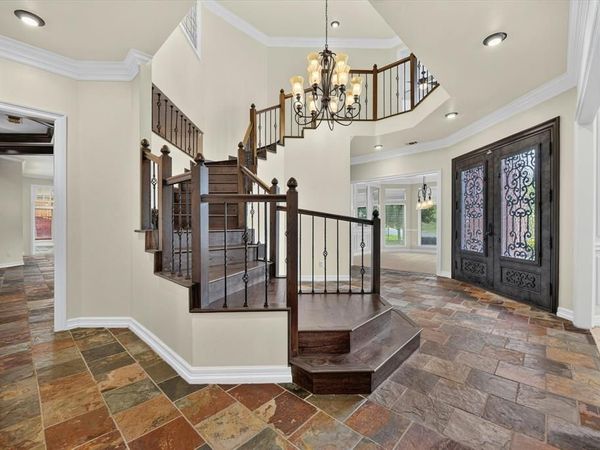 5811 Scenic Bay Court, Arlington, TX 76013