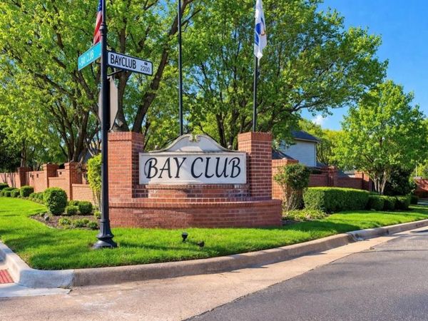 5811 Scenic Bay Court, Arlington, TX 76013