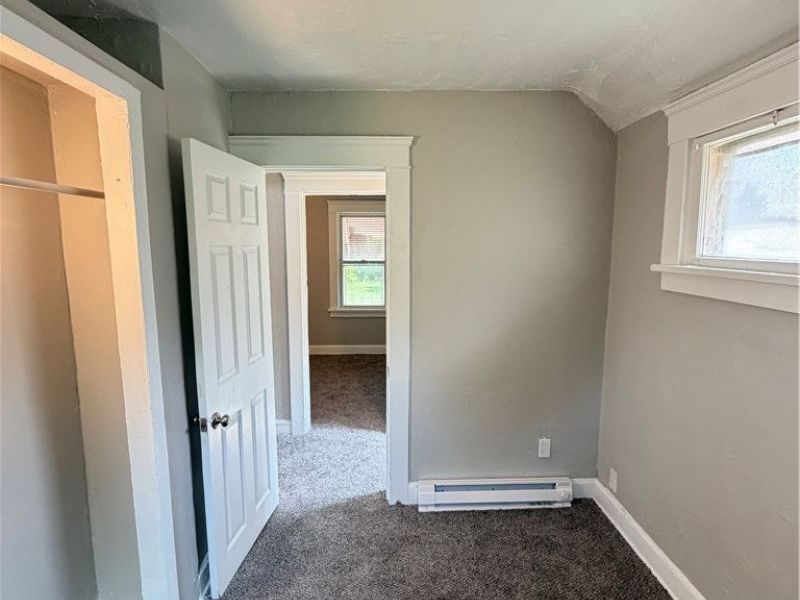 13302 Durkee Avenue, Cleveland, OH 44105 Photo 10