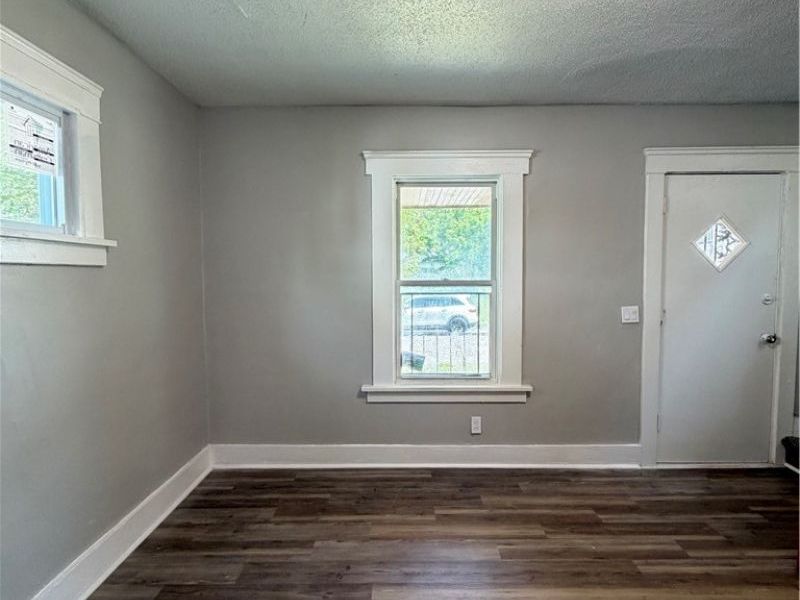 13302 Durkee Avenue, Cleveland, OH 44105 Photo 2