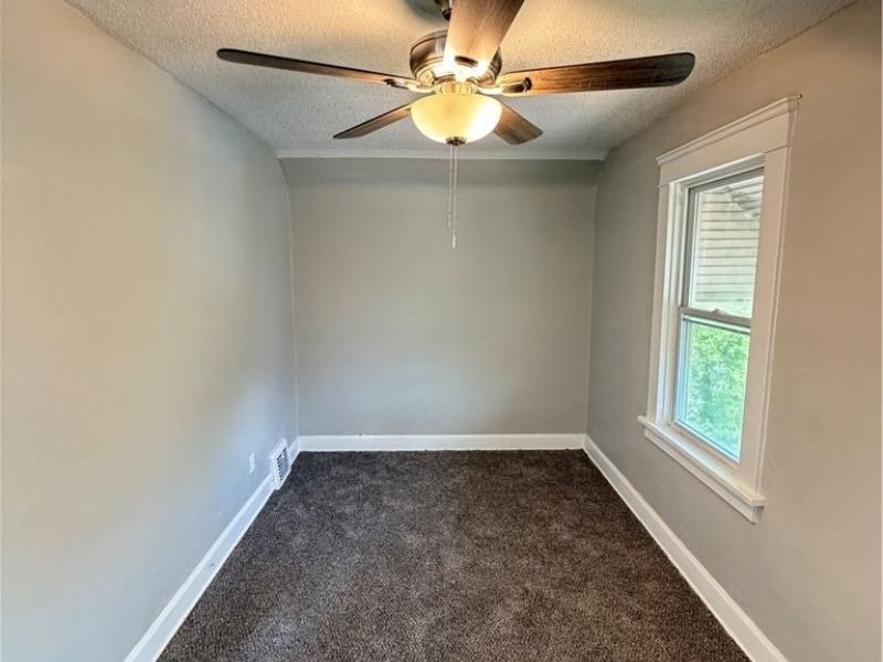 13302 Durkee Avenue, Cleveland, OH 44105 Photo 8