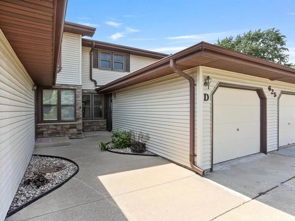 625 S OLSON AVENUE, Unit D, Appleton, WI 54110