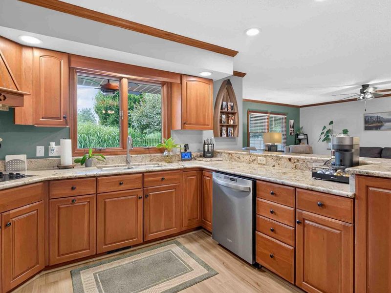 120 Village Green Drive, Sidney, OH 45365 Photo 14