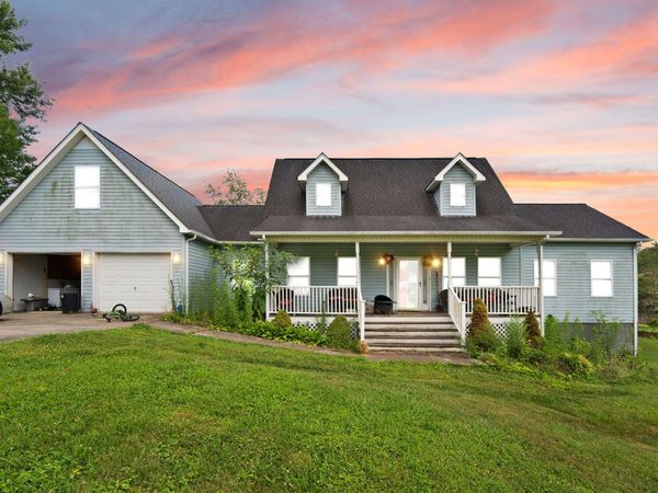 314 Springfield Lane, Jacksboro, TN 37757