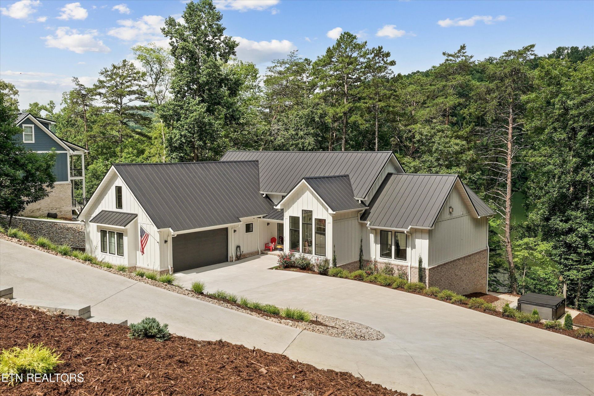 615 The Battery, Kingston, TN 37763 Main Photo