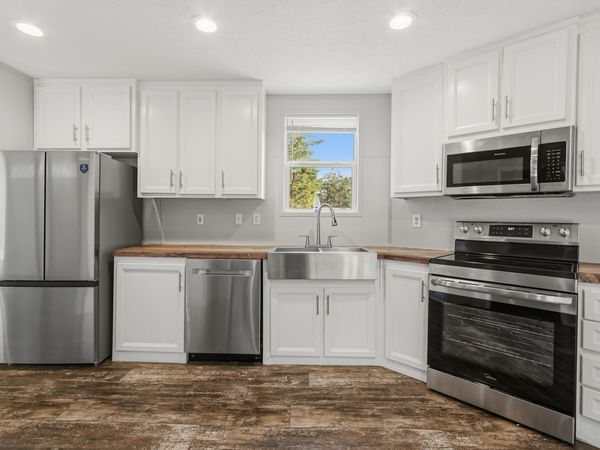 75 W Fernwood Court, DeFuniak Springs, FL 32433