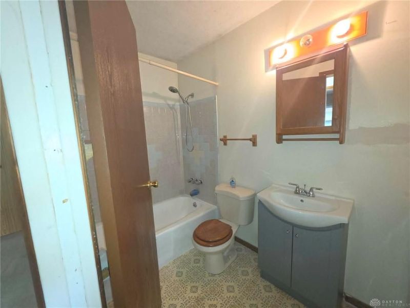 519 Sheets Street, Englewood, OH 45322 Photo 16