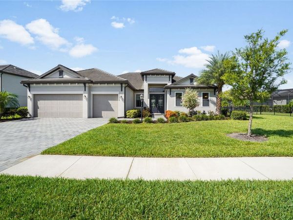 16228 TRADEWIND TERRACE , LAKEWOOD RANCH, FL 34211