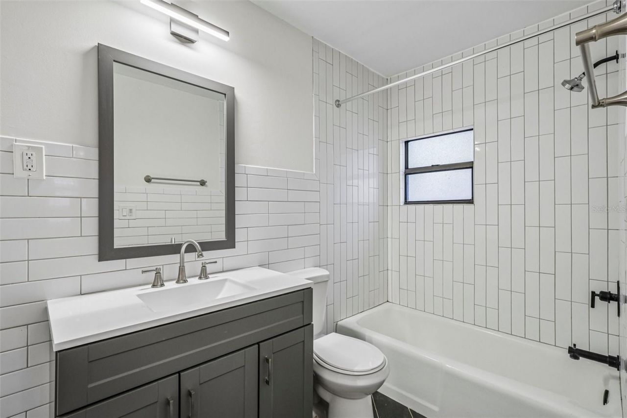 1120 56th Avenue N, Saint Petersburg, FL 33703 Photo