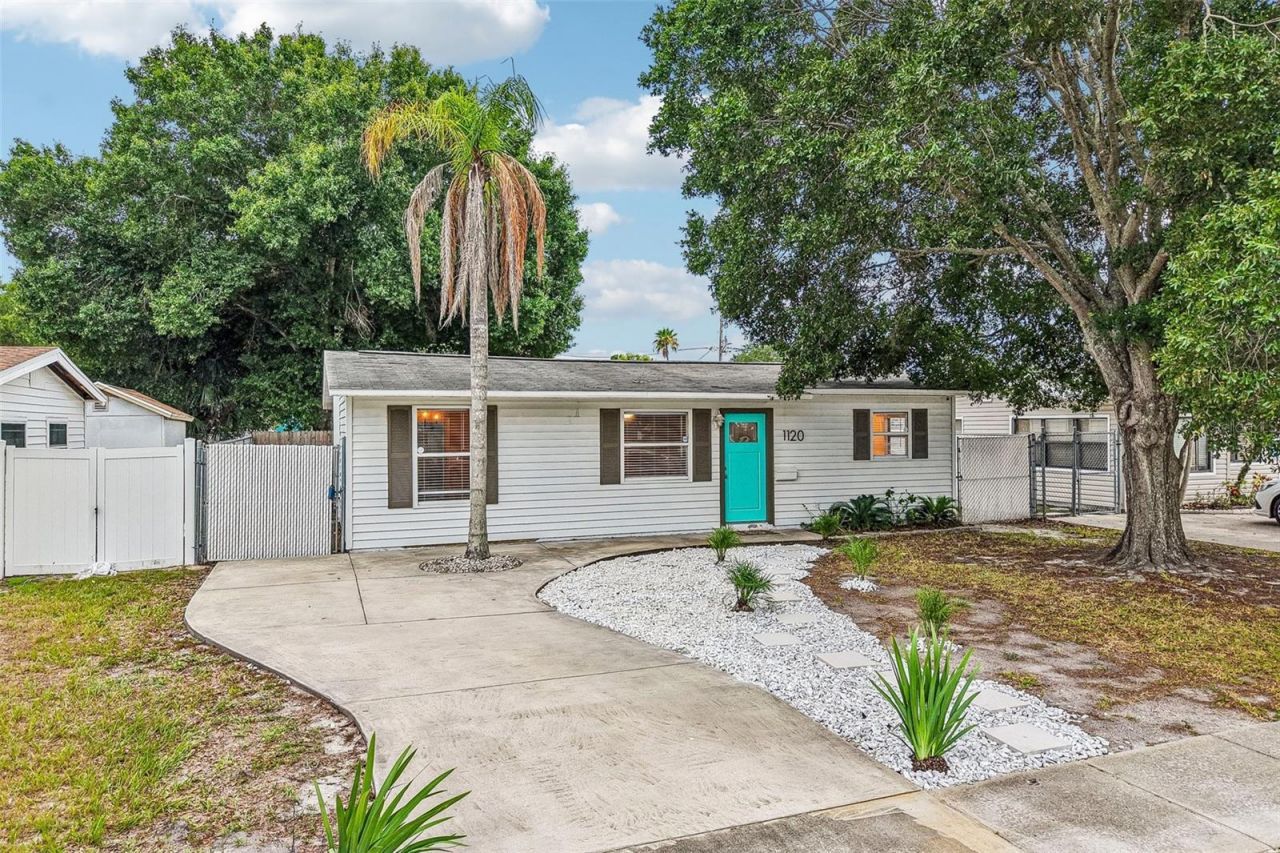 1120 56th Avenue N, Saint Petersburg, FL 33703 Photo