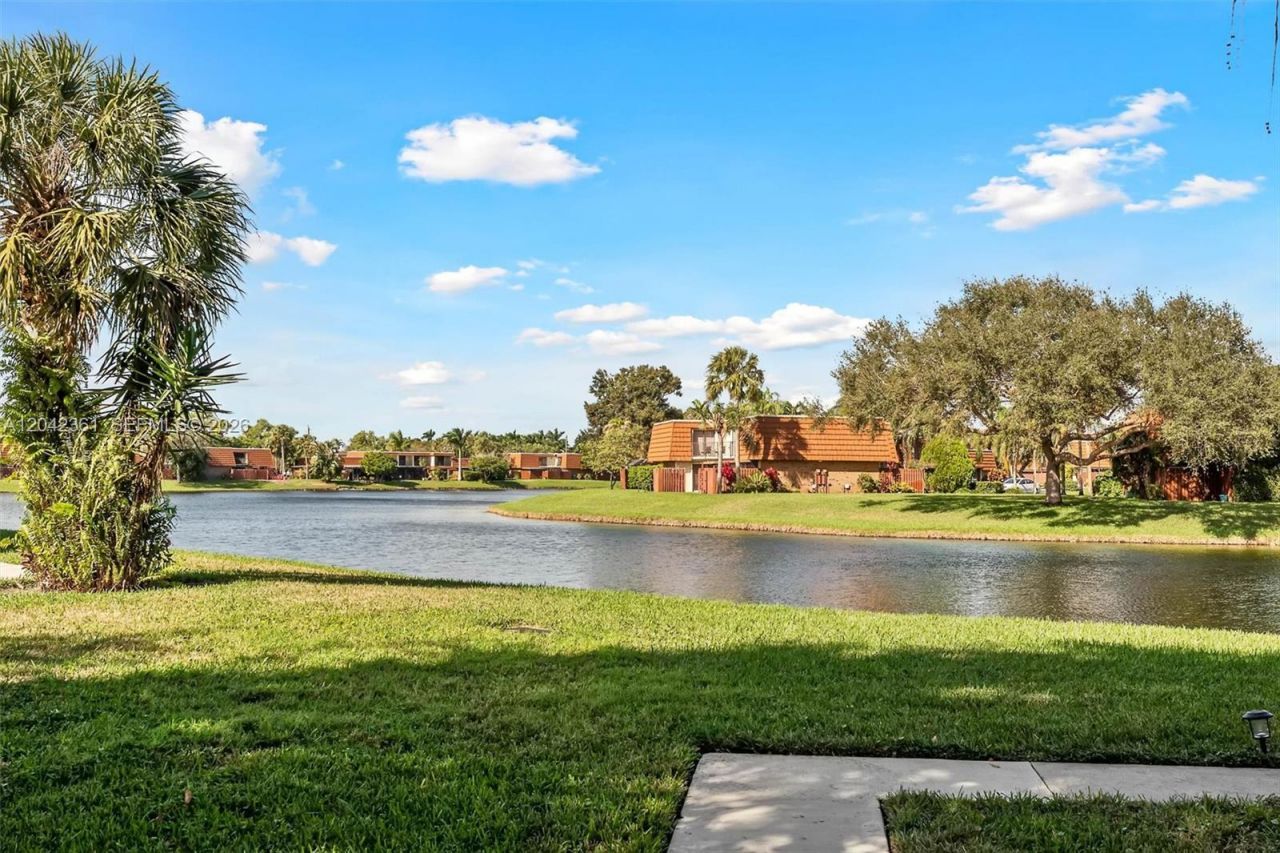 11867 SW 13th Ct , Davie, FL 33325 Photo