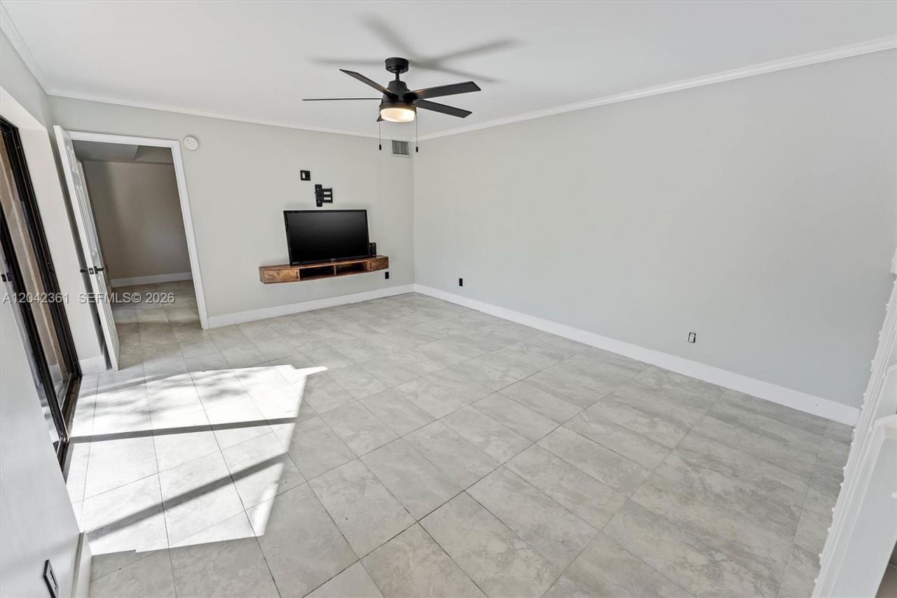 11867 SW 13th Ct , Davie, FL 33325 Photo