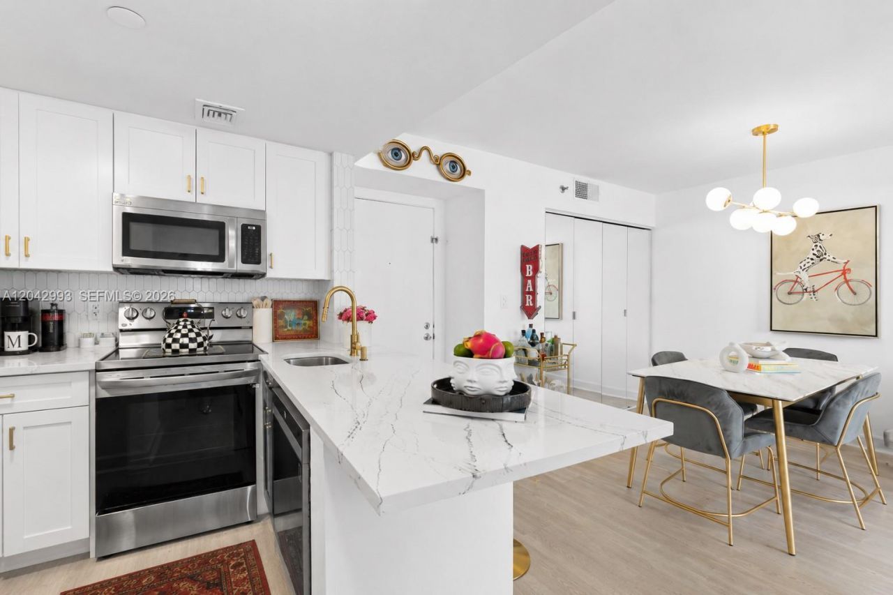 770 Claughton Island Dr , Unit 1705, Miami, FL 33131 Photo