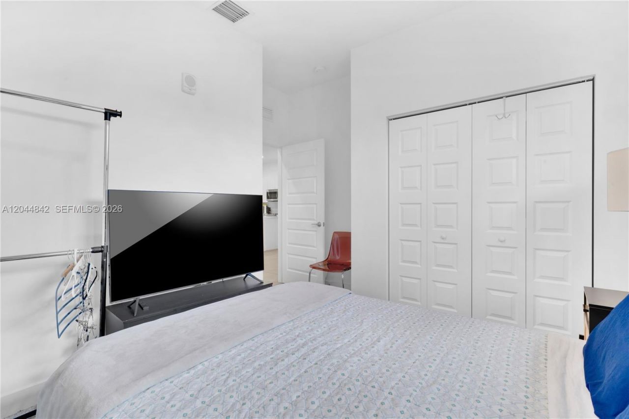 7819 NW 104th Ave , Unit 23, Doral, FL 33178 Photo