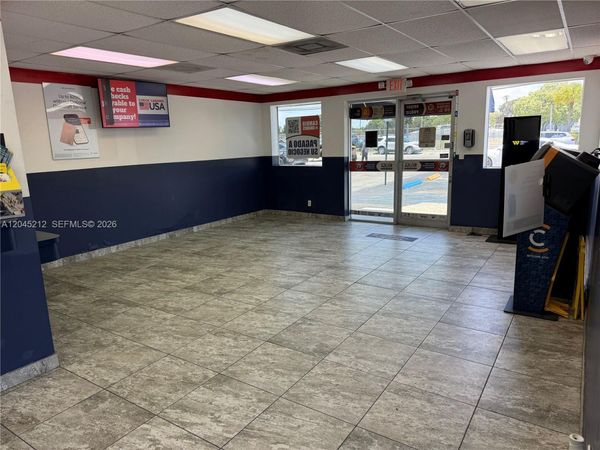 9500 NW 27th Ave , Miami, FL 33147