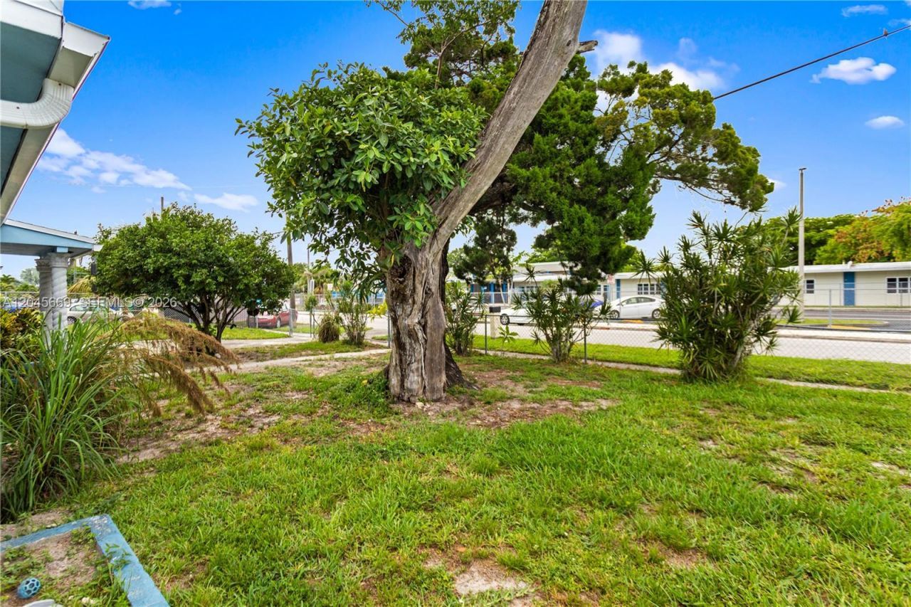 3030 NW 176th St , Miami Gardens, FL 33056 Photo