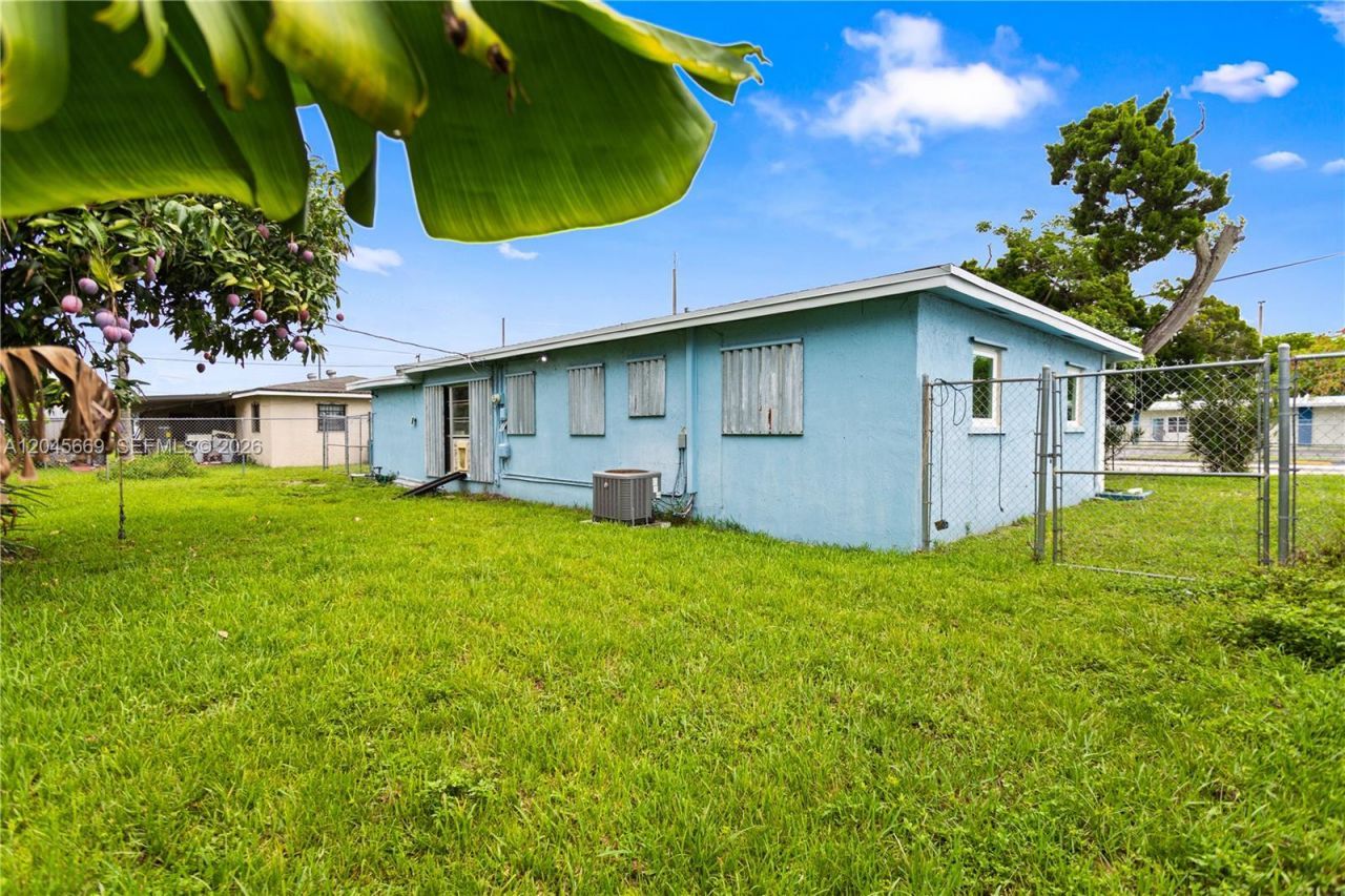 3030 NW 176th St , Miami Gardens, FL 33056 Photo
