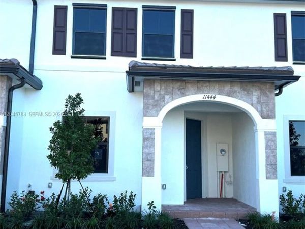 11444 W 33rd Ct , Hialeah, FL 33018