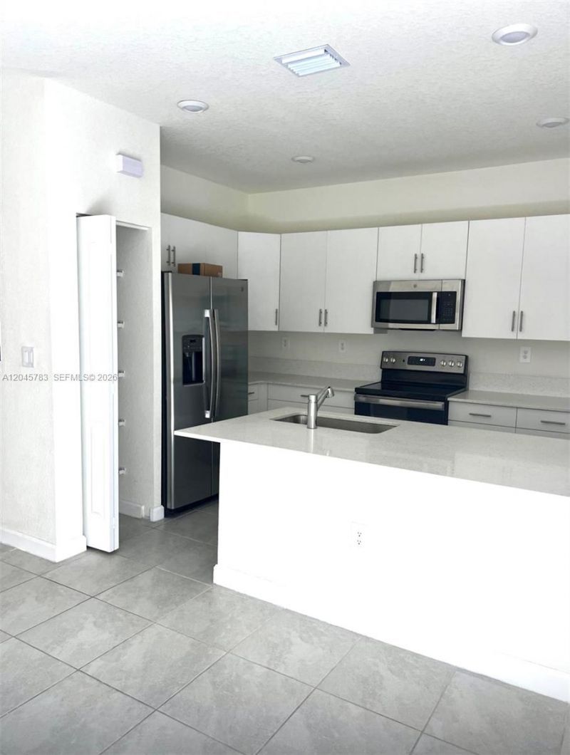 11444 W 33rd Ct , Hialeah, FL 33018 Photo