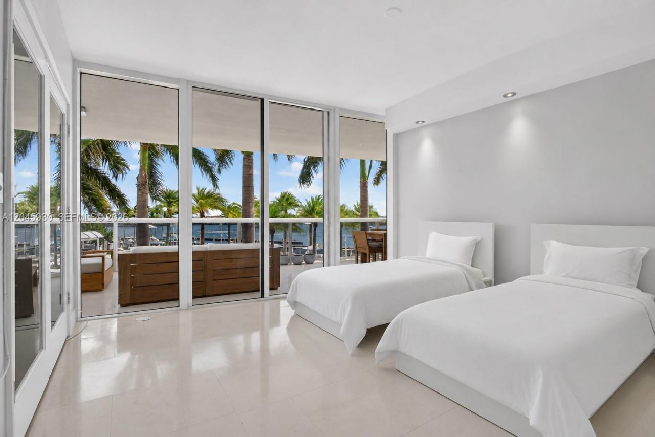 400 Alton Rd , Unit 706, Miami Beach, FL 33139 Photo
