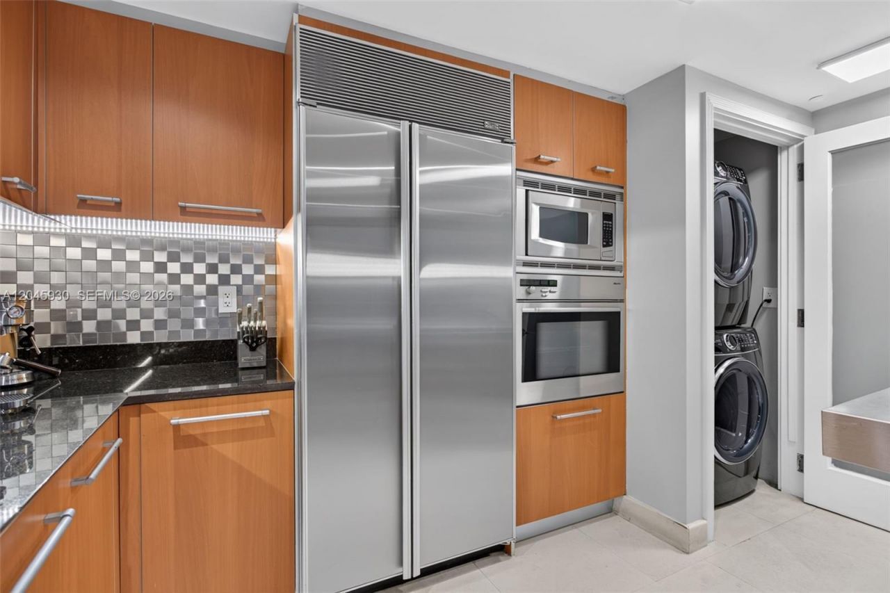 400 Alton Rd , Unit 706, Miami Beach, FL 33139 Photo