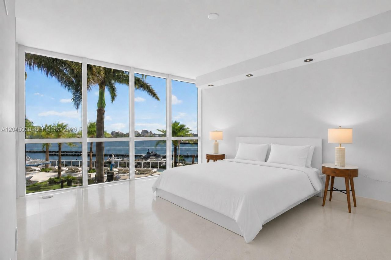 400 Alton Rd , Unit 706, Miami Beach, FL 33139 Photo
