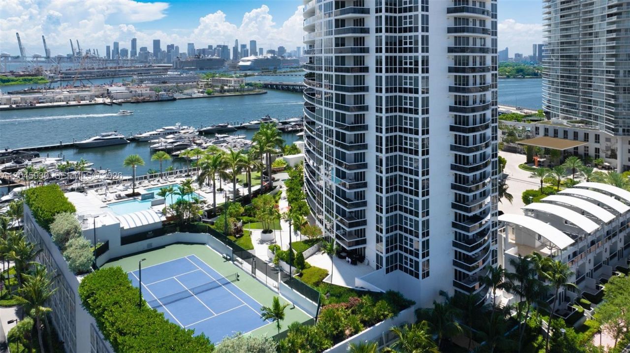 400 Alton Rd , Unit 706, Miami Beach, FL 33139 Photo