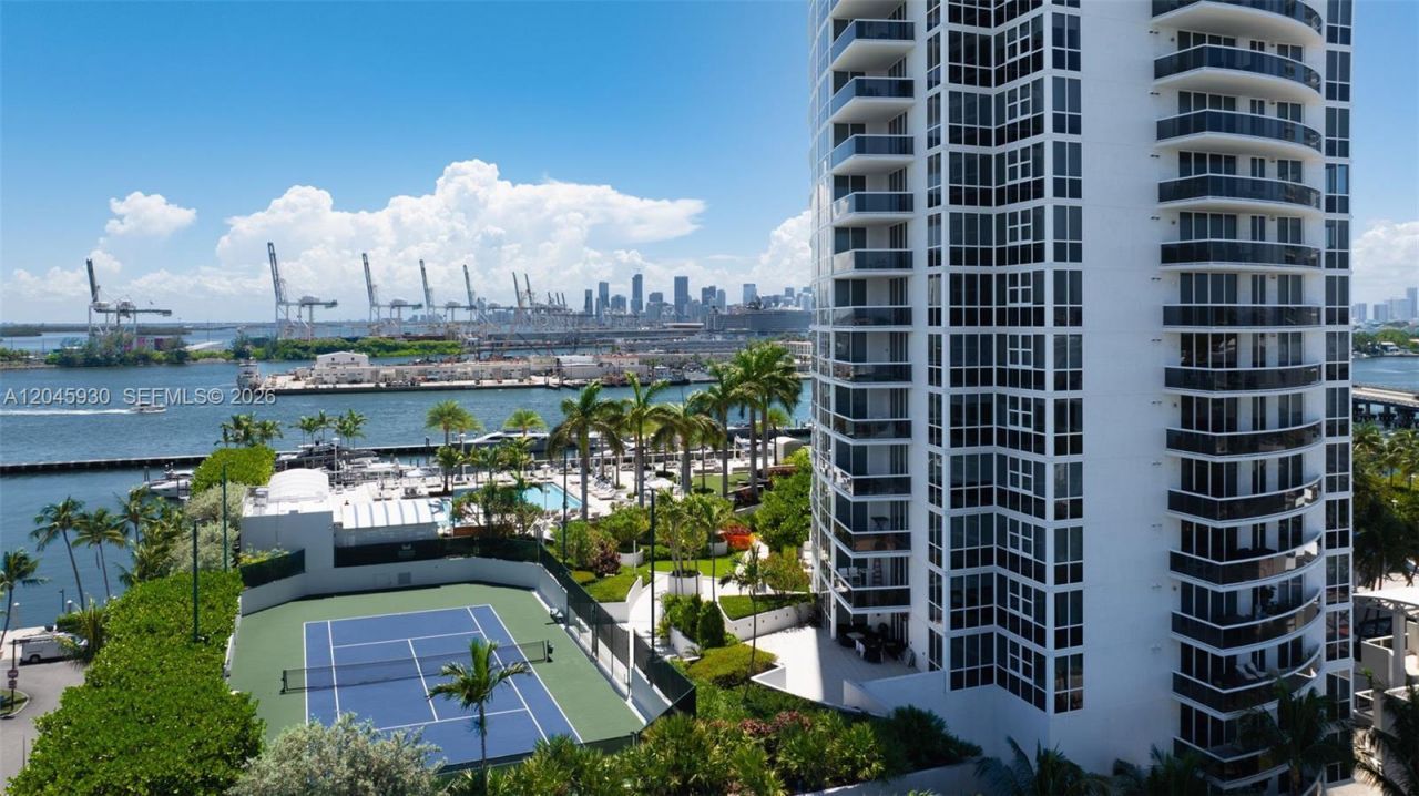 400 Alton Rd , Unit 706, Miami Beach, FL 33139 Photo