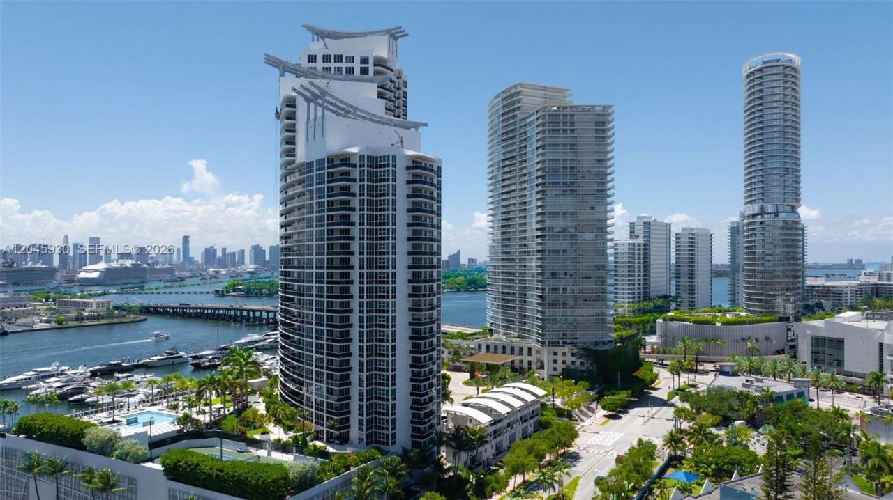 400 Alton Rd , Unit 706, Miami Beach, FL 33139 Photo