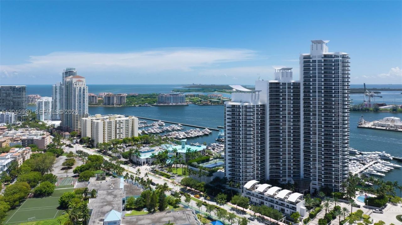 400 Alton Rd , Unit 706, Miami Beach, FL 33139 Photo