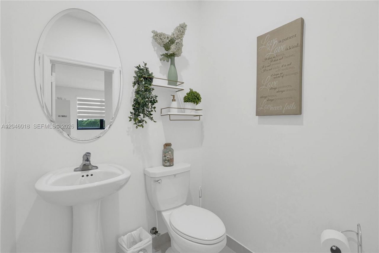 12924 SW 229th St , Miami, FL 33170 Photo