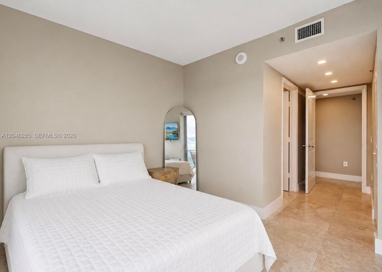 2641 N Flamingo Rd , Unit 305N, Plantation, FL 33323 Photo