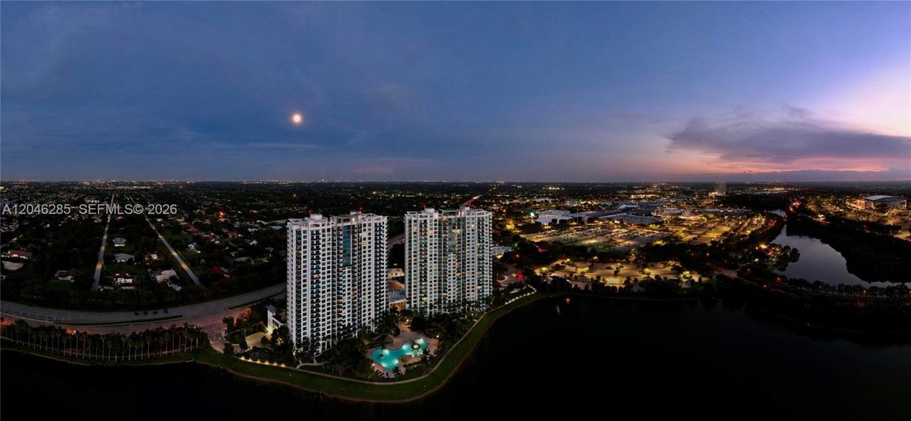 2641 N Flamingo Rd , Unit 305N, Plantation, FL 33323 Photo