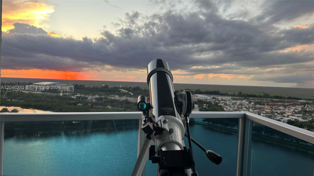 2641 N Flamingo Rd , Unit 305N, Plantation, FL 33323 Photo