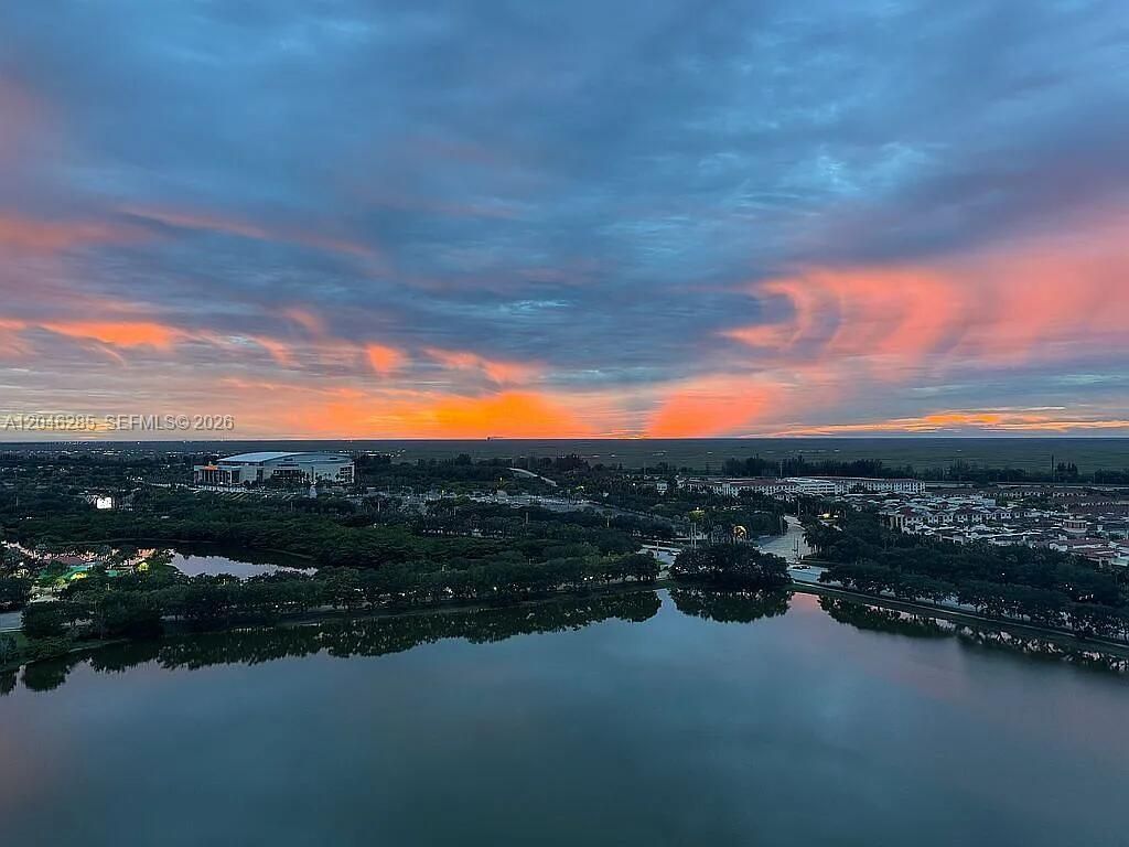 2641 N Flamingo Rd, Unit 2308, Plantation, FL 33323 Photo