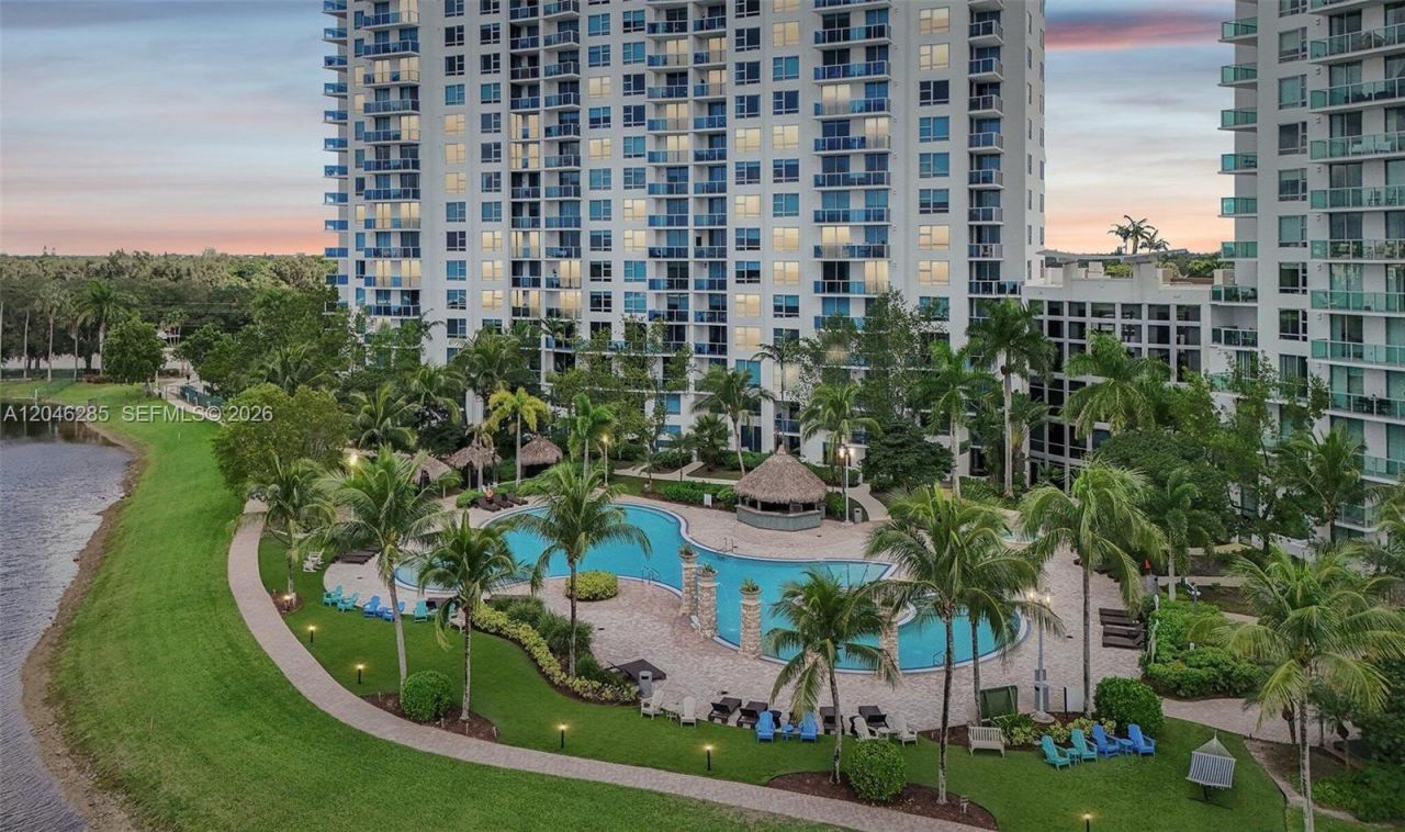 2641 N Flamingo Rd , Unit 305N, Plantation, FL 33323 Photo