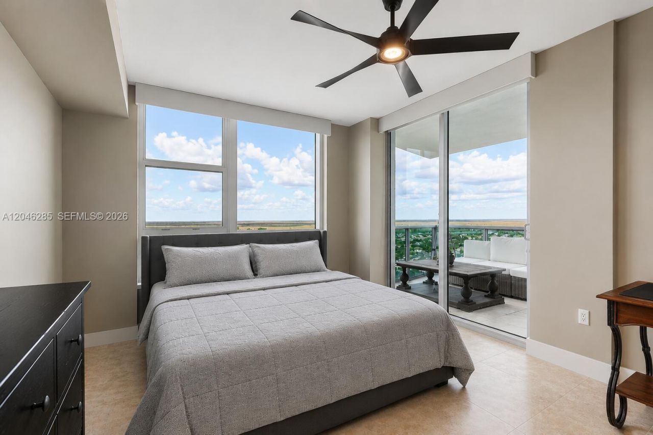 2641 N Flamingo Rd, Unit 2308, Plantation, FL 33323 Photo