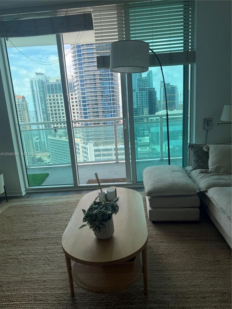 950 Brickell Bay Dr , Unit 2907, Miami, FL 33131 Photo