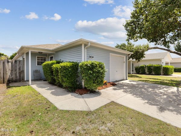 7424 Milan Court, Wilmington, NC 28411
