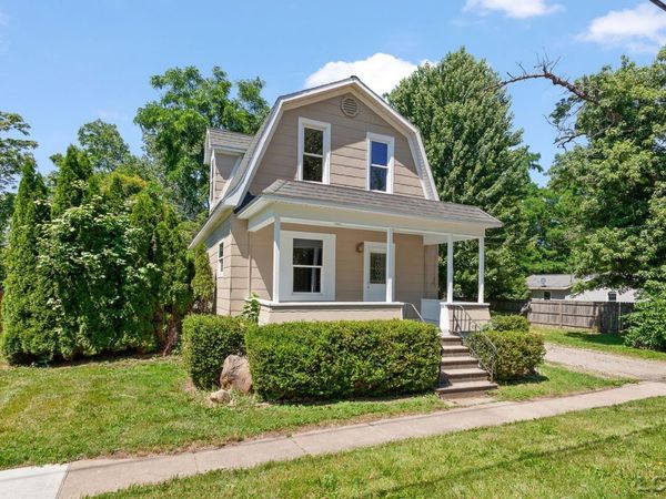 120 Sherman , Brooklyn, MI 49286
