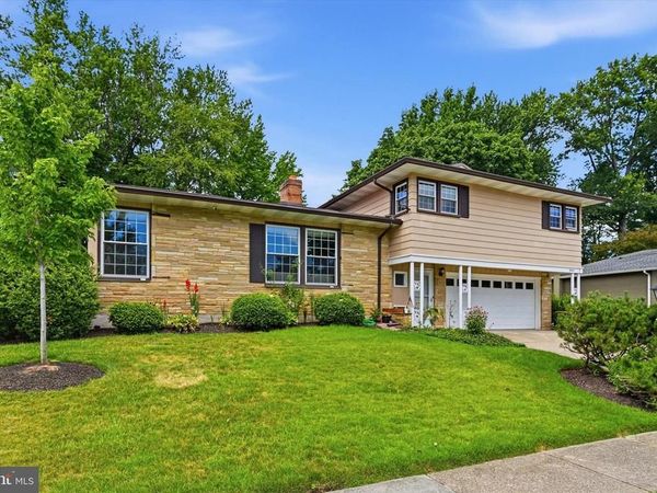 2212 NASSAU DRIVE, WILMINGTON, DE 19810
