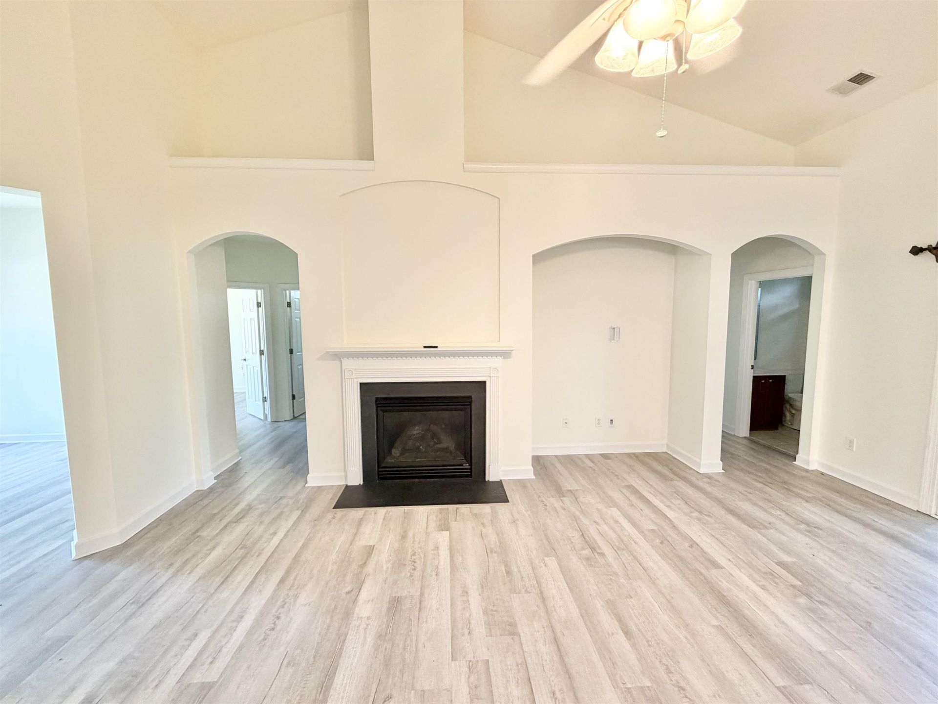 4502 Firethorne Dr. Photo 12