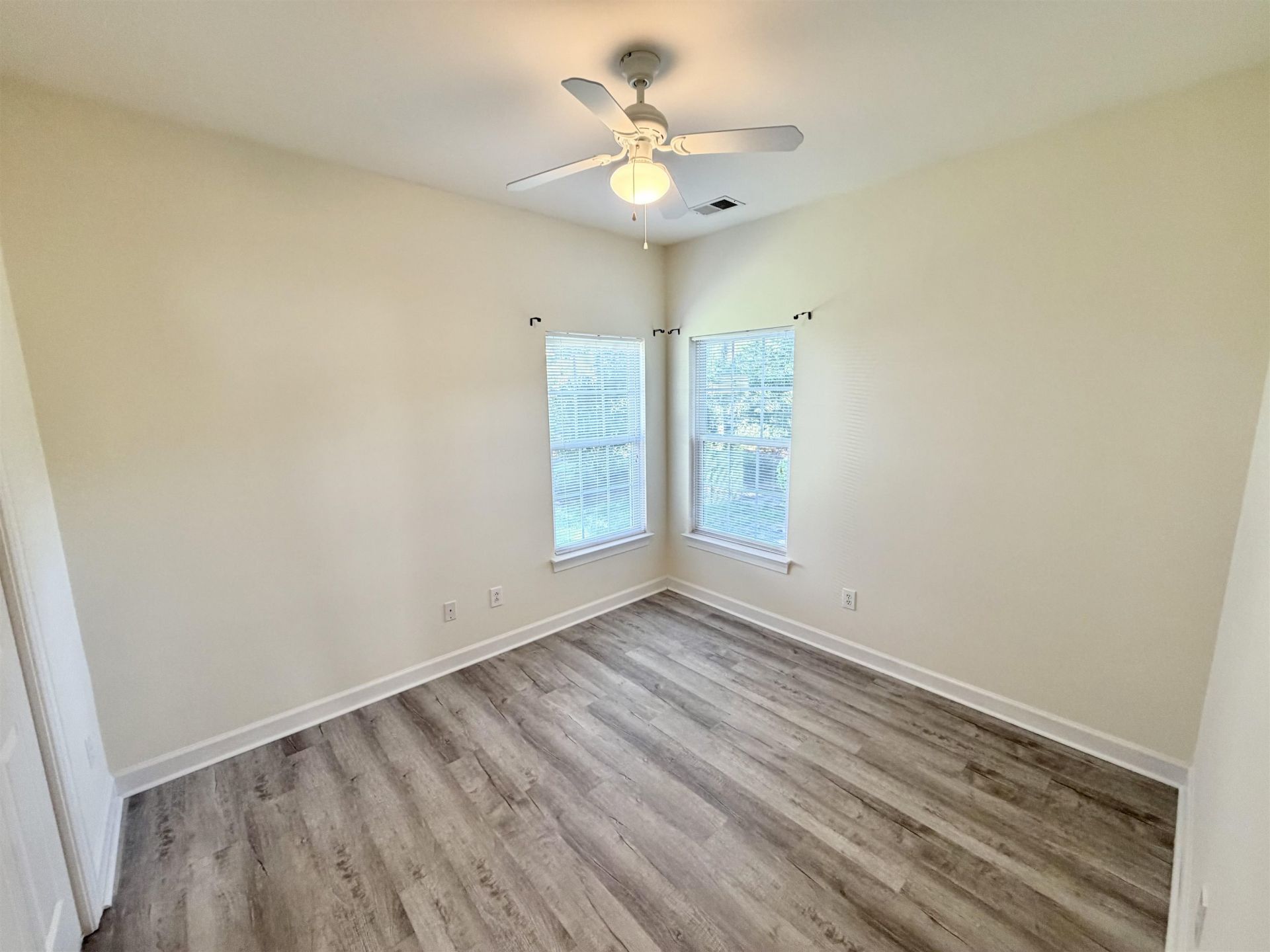 4502 Firethorne Dr. Photo 37